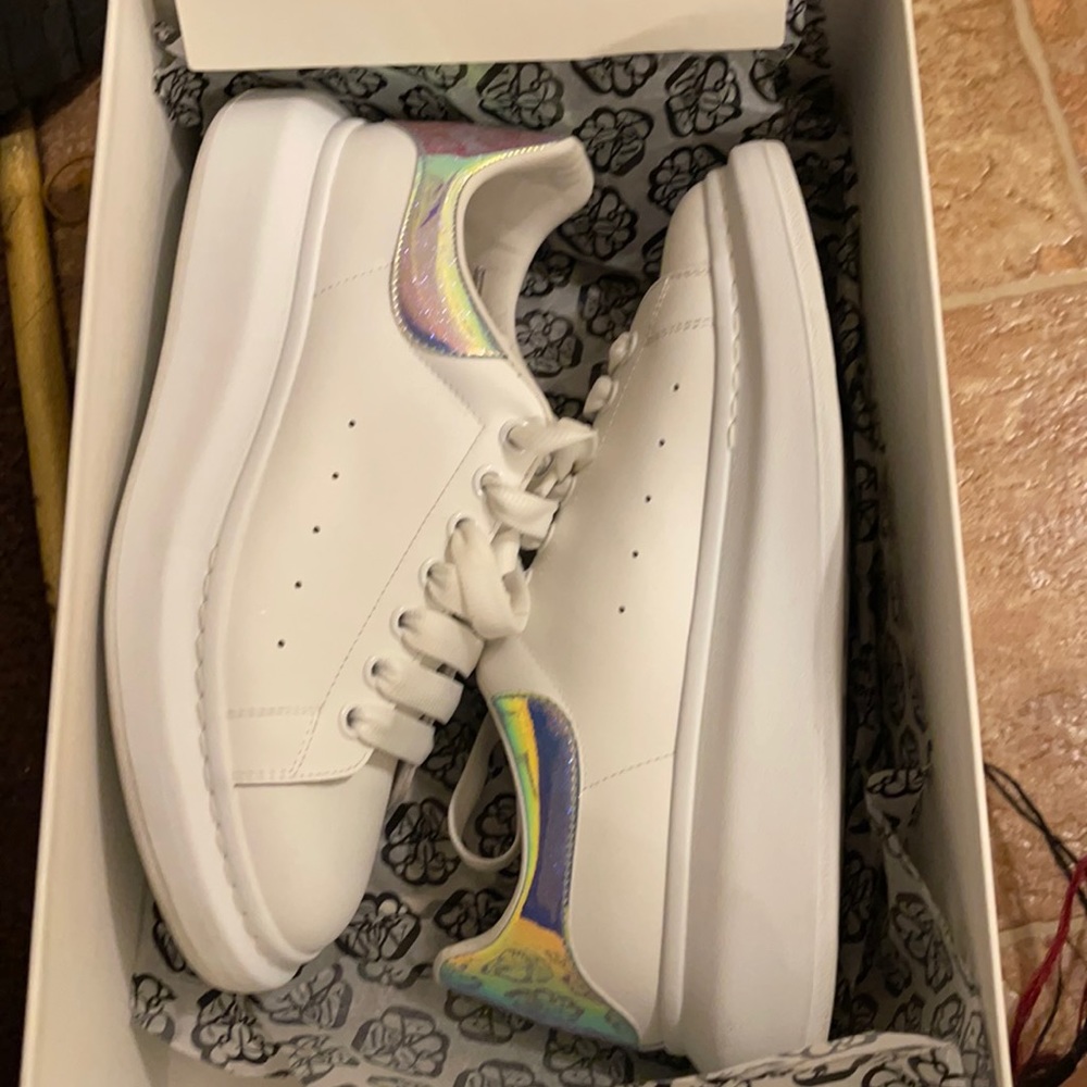 Alexander McQueen Shock Pink